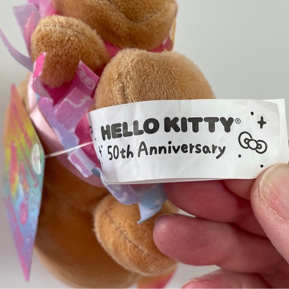 Hello Kitty 50th Anniversary Hawaii Limited Edition 6”Plush ABC Store Exclusive - Picture 6 of 7